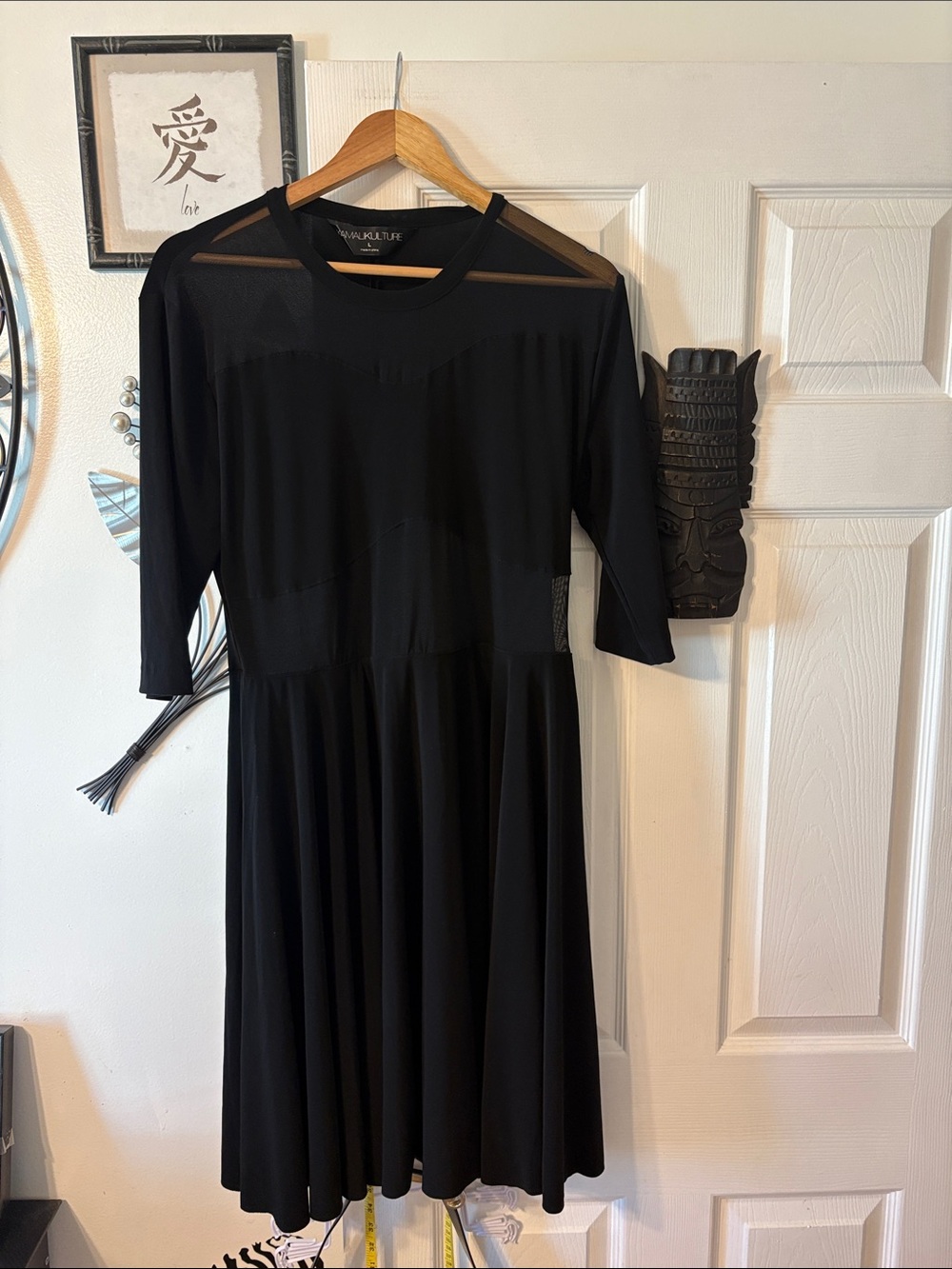 VIVIENNE KULTURE Black Long-Sleeve Midi Dress with Flared Skirt